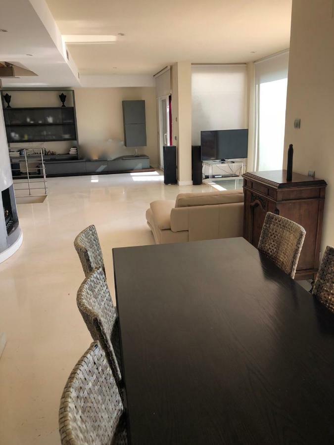 Atico-Duplex Primera Linea De Playa En El Centro De Estepona Kültér fotó