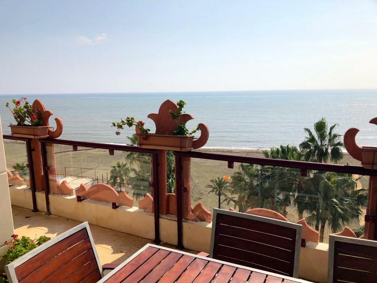Atico-Duplex Primera Linea De Playa En El Centro De Estepona Kültér fotó
