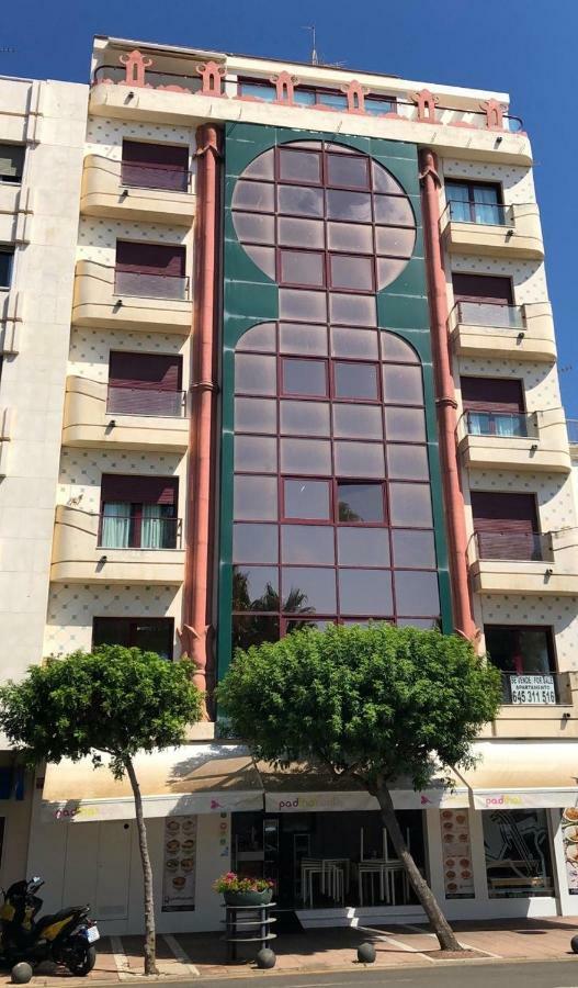 Atico-Duplex Primera Linea De Playa En El Centro De Estepona Kültér fotó
